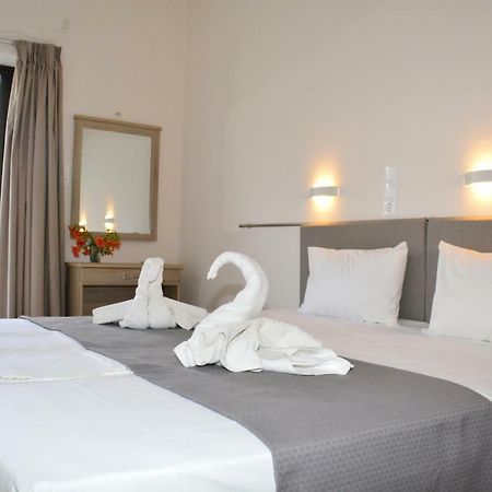 Golden Star 호텔 Agia Marina  외부 사진
